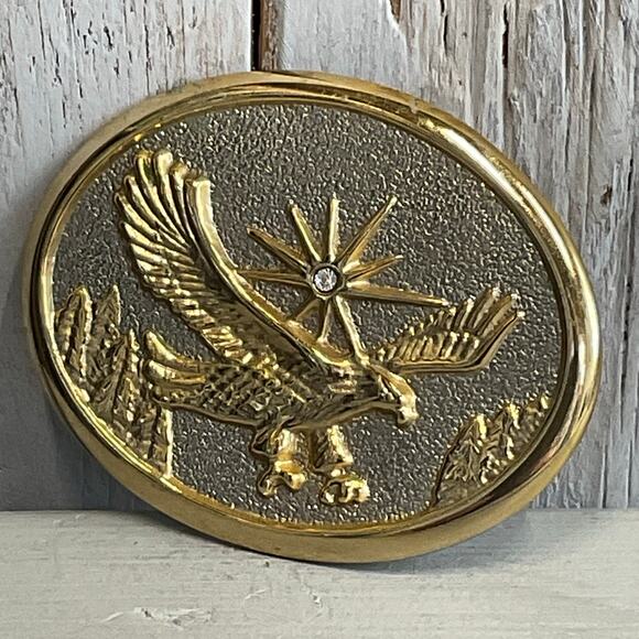 Soaring Eagle Rhinestone Center Sunburst Belt Buckle Patriotic - Picture 1 of 6